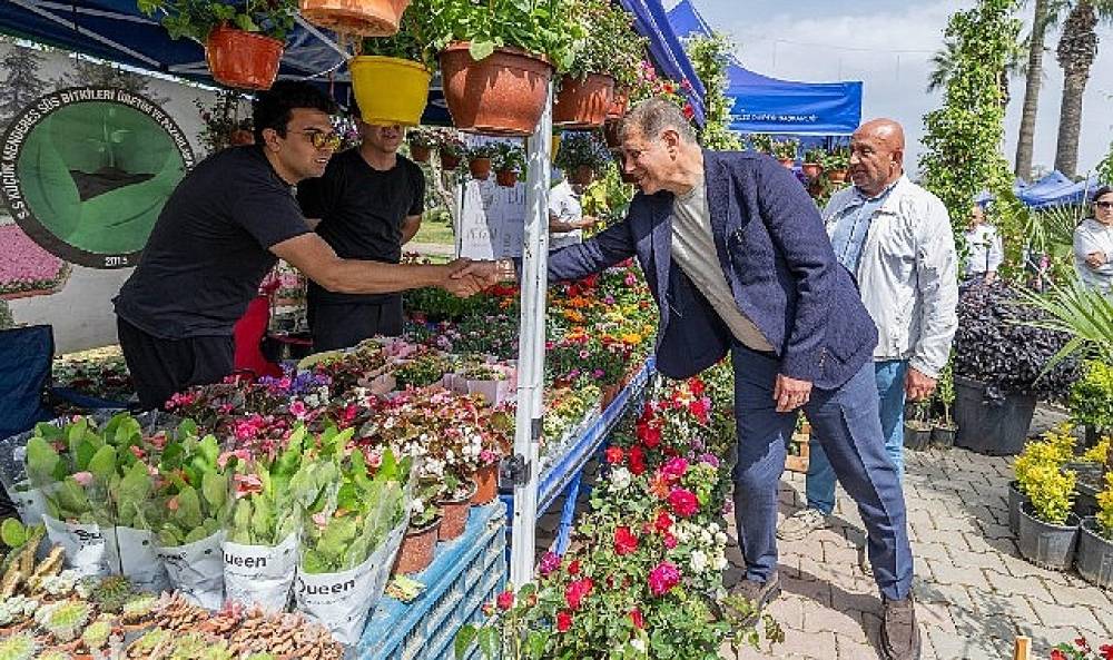 &Ccedil;i&ccedil;ek gibi İzmir