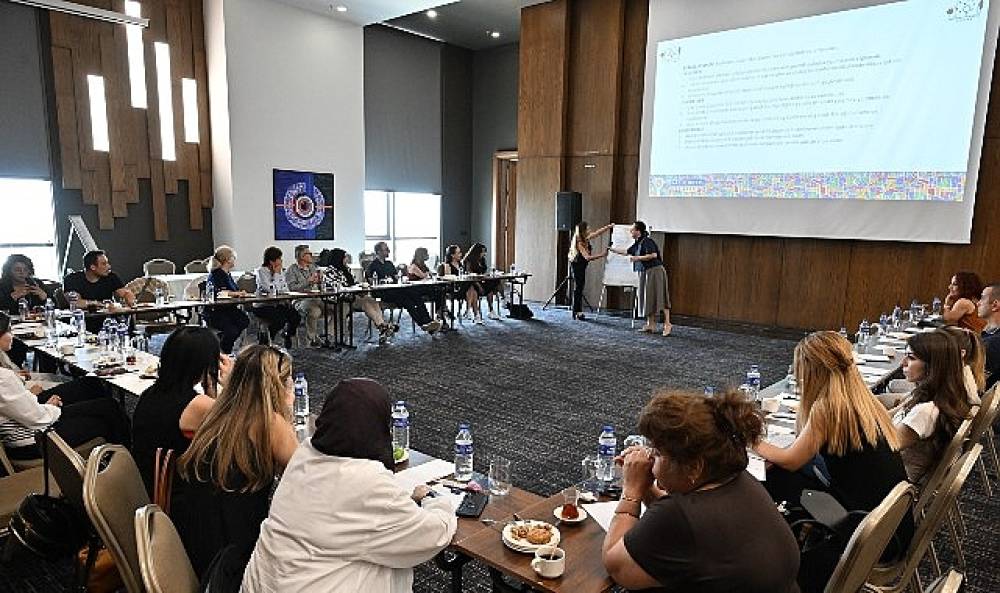 Manisa'da Kadın Dostu Kentler İ&ccedil;in Eşitlik Eğitimi D&uuml;zenlendi