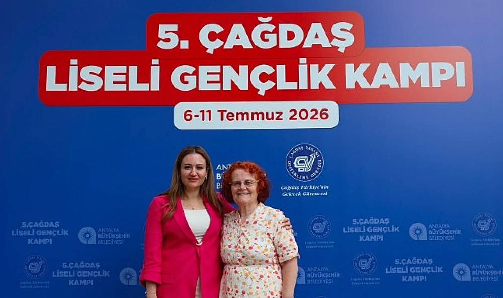 Başkan Vekili &Ouml;zdemir 5. &Ccedil;ağdaş Liseli Gen&ccedil;lik Kampını ziyaret etti 