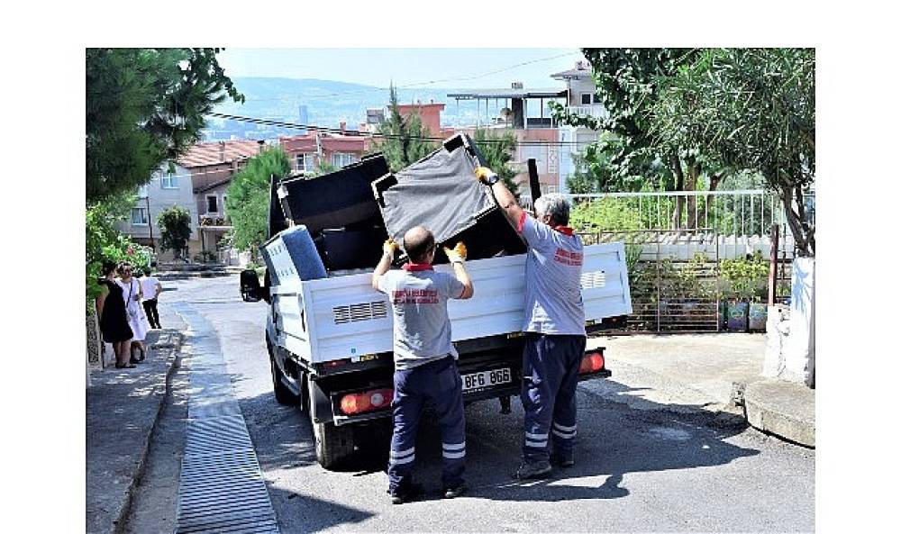 Bornova'dan sel mağdurlarına g&uuml;&ccedil;l&uuml; dayanışma