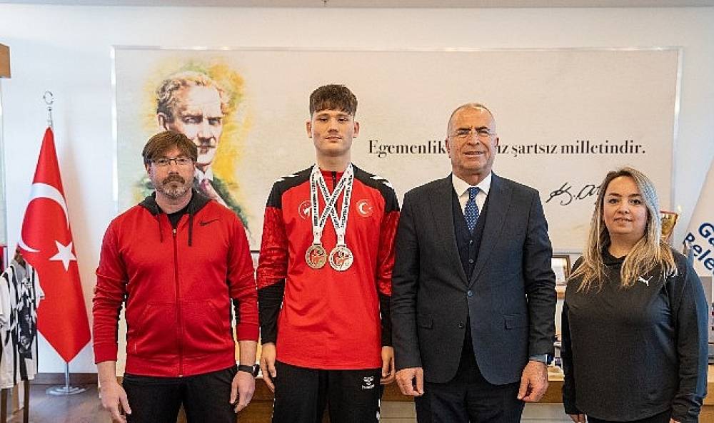 Gaziemirli taekwondocu T&uuml;rkiye şampiyonu oldu