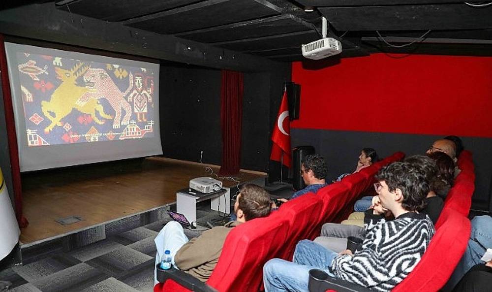 Gen&ccedil; y&ouml;netmenlerden Buca Belediyesi'ne teşekk&uuml;r