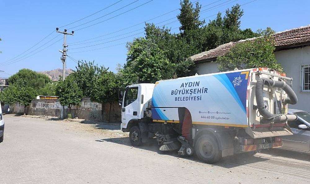 Efeler Muhtarlarından Başkan &Ccedil;er&ccedil;ioğlu'na Hizmet Teşekk&uuml;r&uuml;