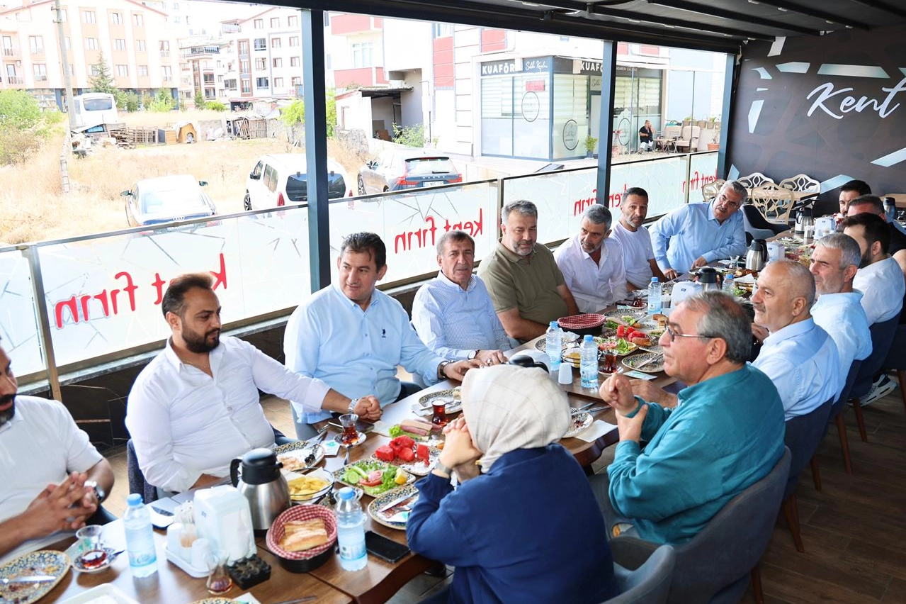 Gebze'de Esnaf Başkanla Buluştu: Samimi Ziyaret