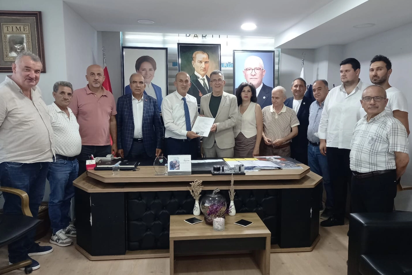ADD Bursa'dan Cumhuriyet İçin Kararlılık
