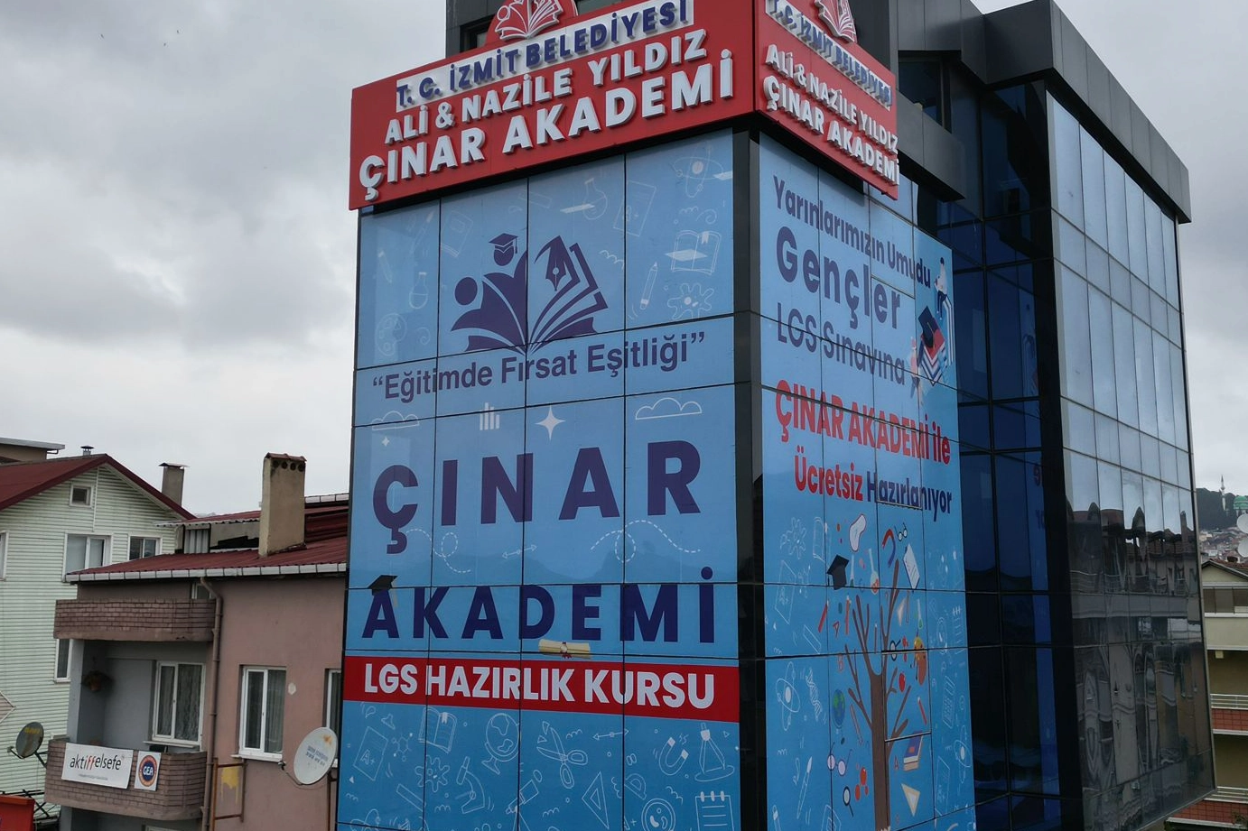 İzmit'te LGS Tercih Desteği Başladı