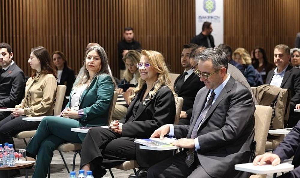 Bakırk&ouml;y'de S&uuml;rd&uuml;r&uuml;lebilir Enerji ve İklim Eylem Planı Tanıtıldı