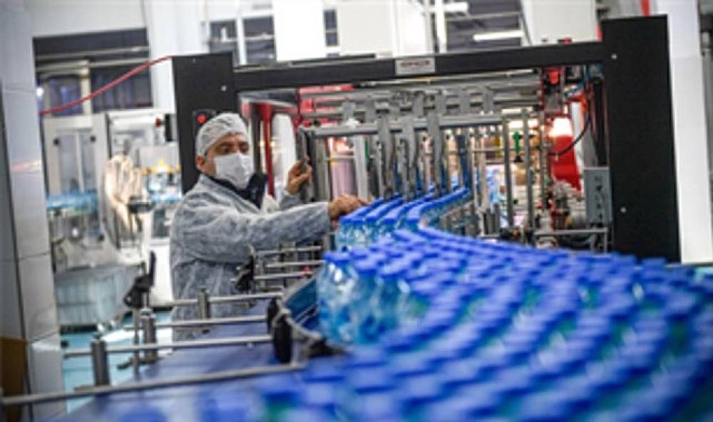 İzmir'in suyu Şaşal yeni y&uuml;z&uuml;yle raflarda