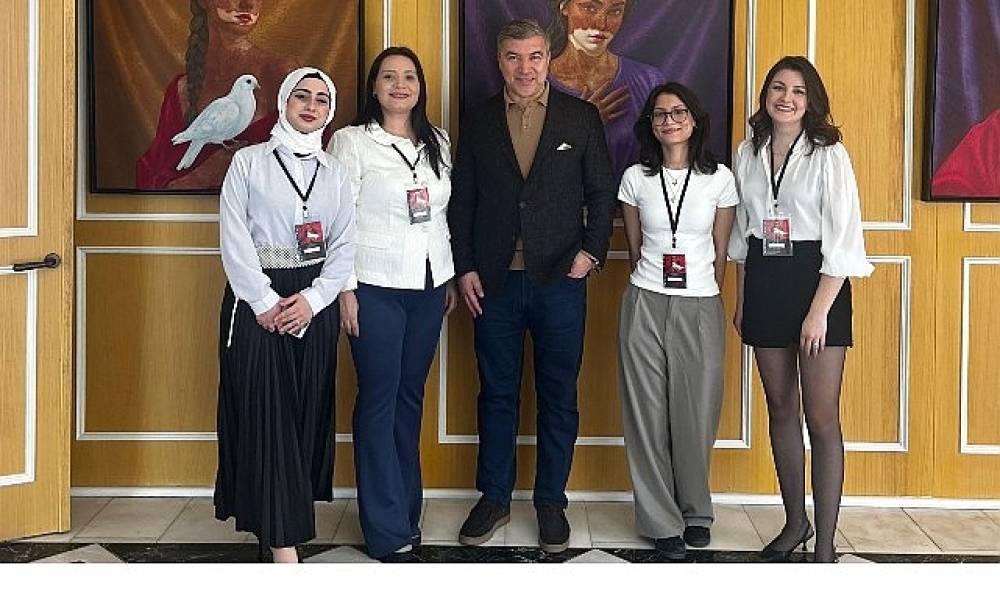 Barışın Kadınları Resim Sergisi İzmir'de Ziyarete A&ccedil;ıldı