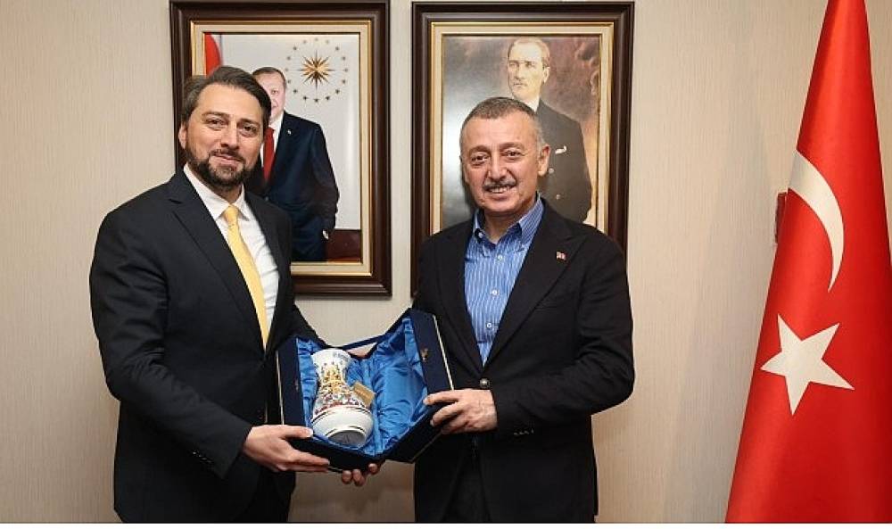 Başkan B&uuml;y&uuml;kakın'dan, Halep'te yoğun ziyaret trafiği