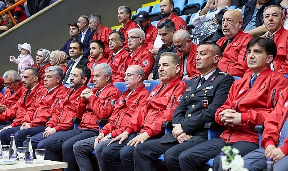 Gelecek Sel&ccedil;uklu'da Kodlanıyor