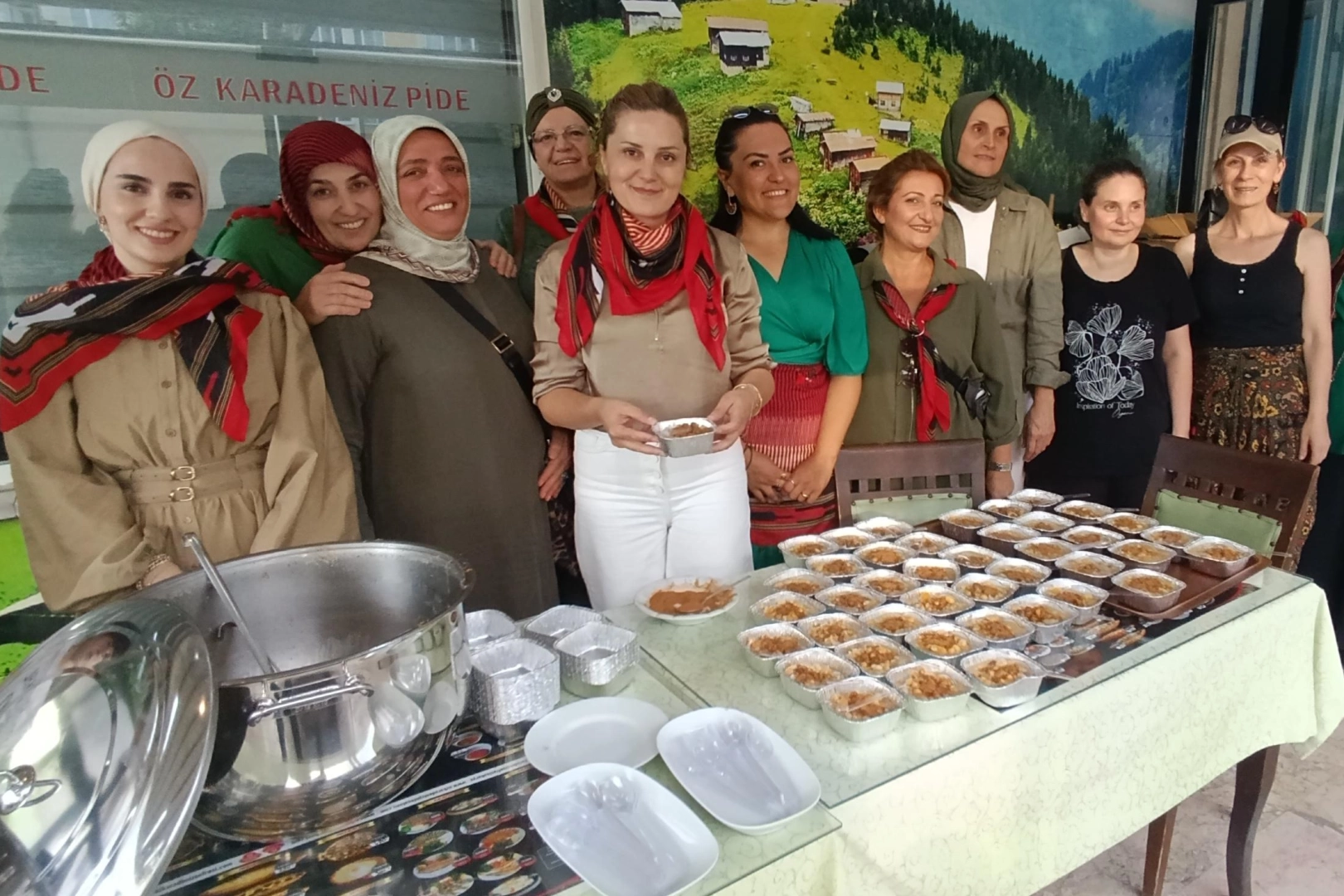 Sakarya'da Aşure İkramı Birlik Sağladı