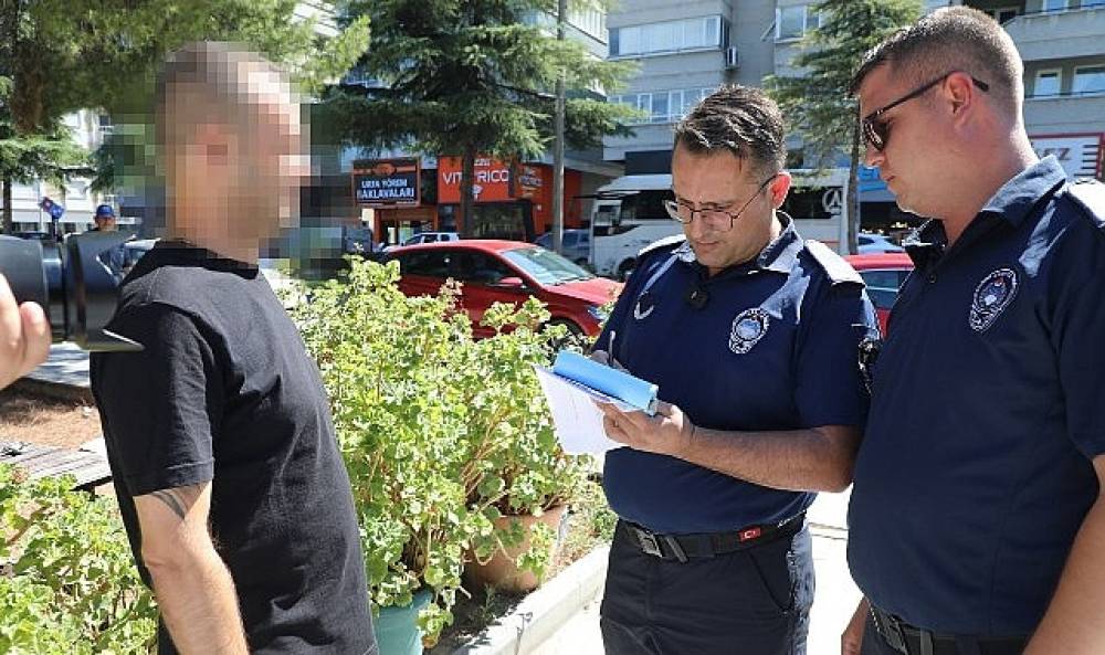Edremit'te Temizlik Hamlesi Başladı