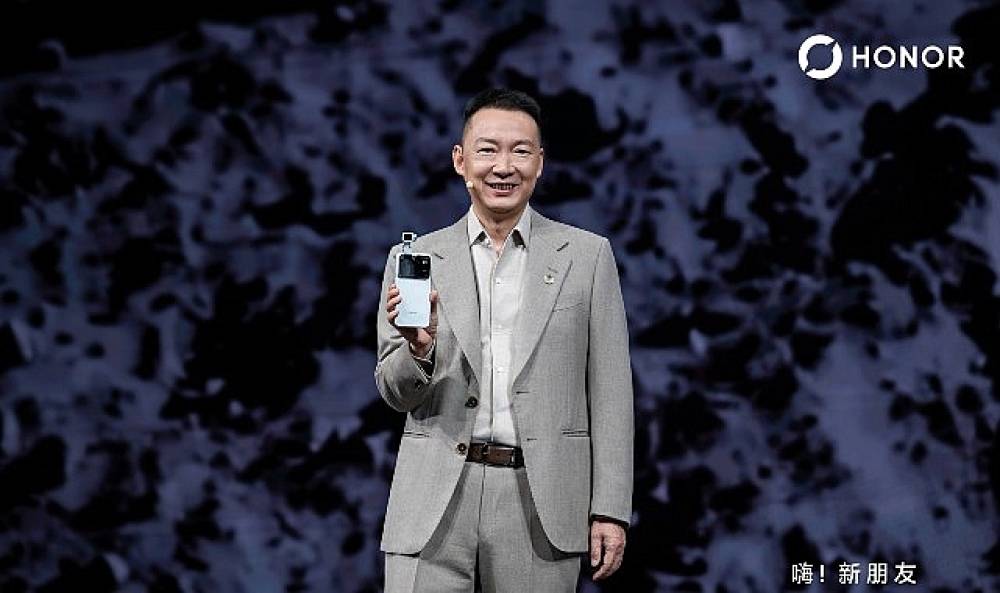 HONOR, sinematik &ccedil;ekim ve yapay zekaya  beden kazandırdı: Robot Phone