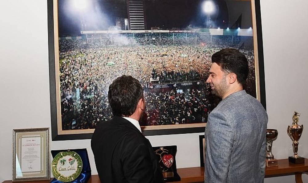 Bursaspor'a Destek Sürüyor: Erkan Aydın'dan Anlamlı Ziyaret