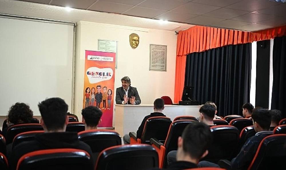 Başkan Kocaman “Gençlik Seninle Var