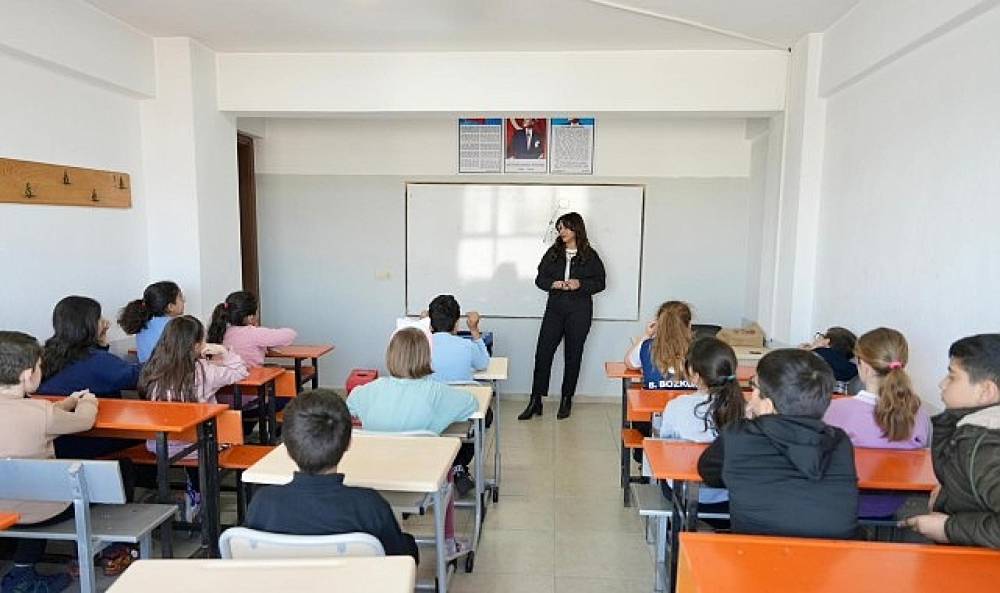 Burhaniye Belediyesi &Ccedil;evreye Duyarlı Nesiller Yetiştiriyor