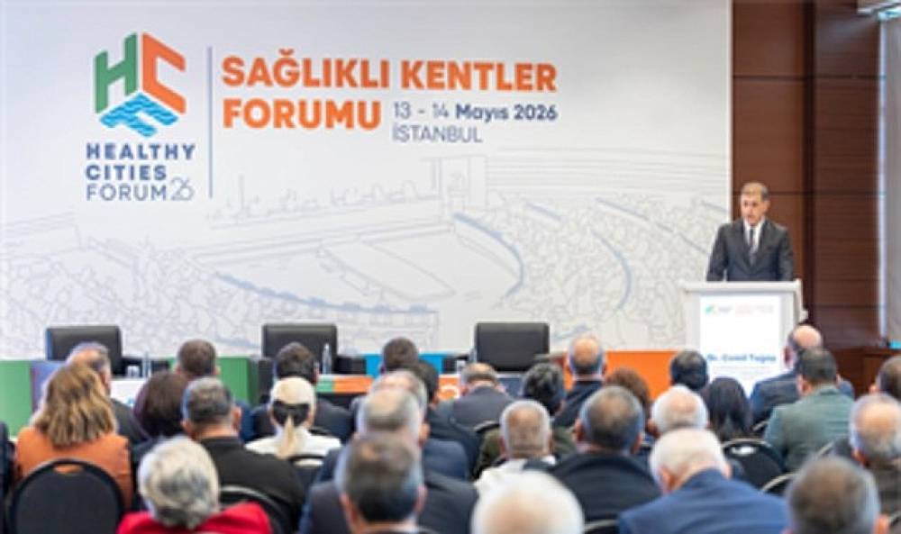 Başkan Tugay Sağlıklı Kentler Forumu'nda konuştu:  &ldquo;İklim hedefleri ancak kentlerde somutlaşır"