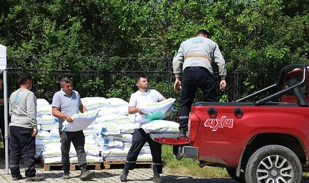 Nil&uuml;fer'de &uuml;reticiye b&uuml;y&uuml;k destek