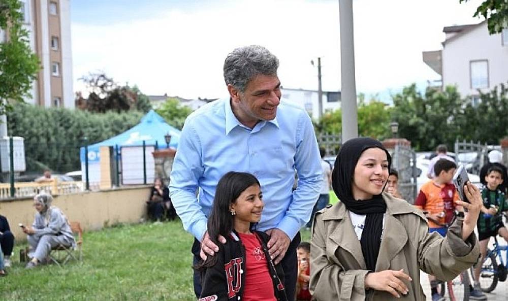 Kartepe Belediyesi'nden Lgs &Ouml;ğrencilerine Tatlı Destek