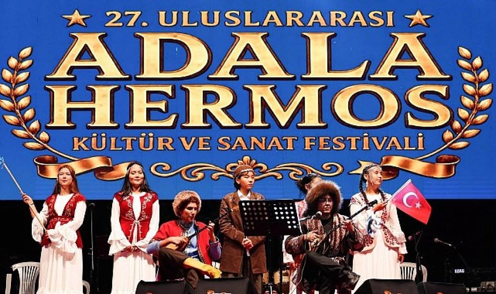 27. Adala Hermos Festivali'nde Onur Akın R&uuml;zg&acirc;rı Esti