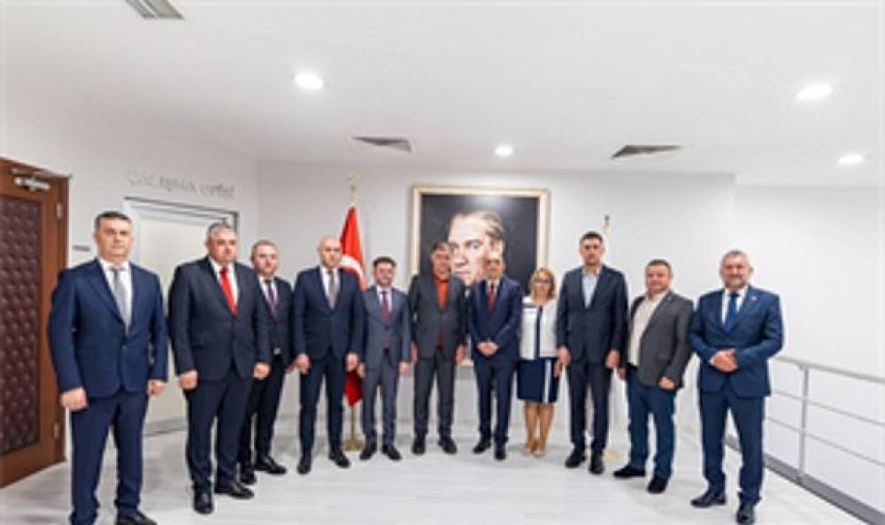 Başkan Tugay: Dostluğumuzu ortak projelerle b&uuml;y&uuml;telim