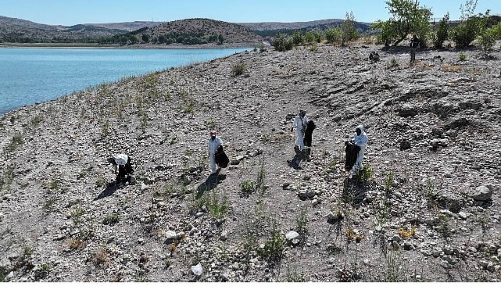 Altınapa Barajı'nda Temizlik Operasyonu Tamamlandı