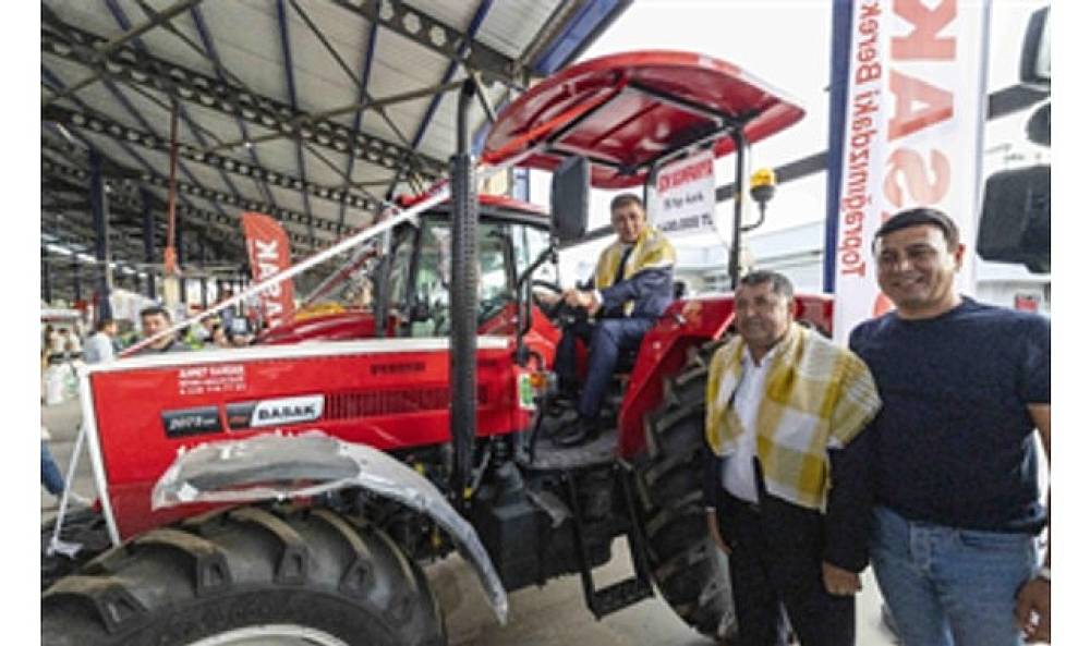 Büyükşehir Dünya Kooperatifçilik Günü'nü çiftçilerle kutluyor 