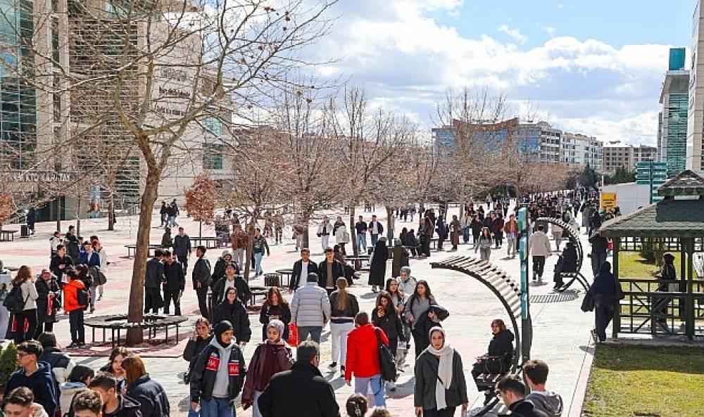 KTO Karatay'da &Uuml;niversite Adayları İ&ccedil;in TYT Provası Yapıldı