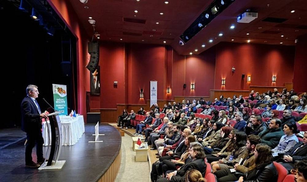 İBB'den Farkındalık Paneli: Ekran Bağımlılığı ve Obezite