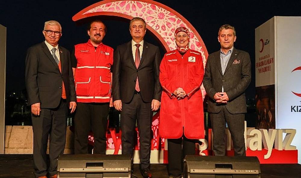 T&uuml;rk Kızılay Adana'da Yeni Aşevi A&ccedil;tı