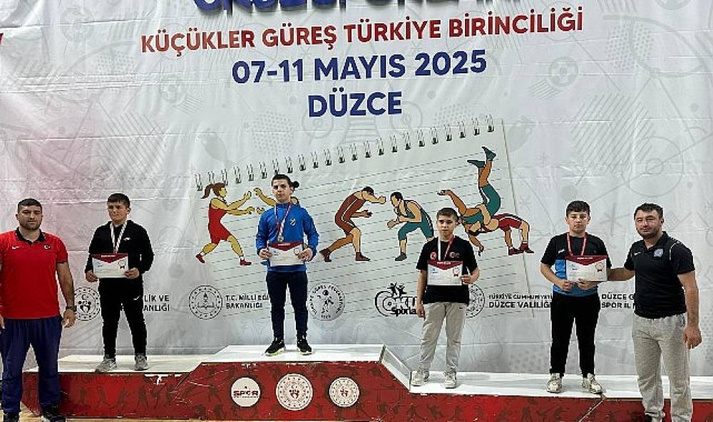 Kartepeli Sporcu Erdem Topçu Türkiye Şampiyonu Oldu