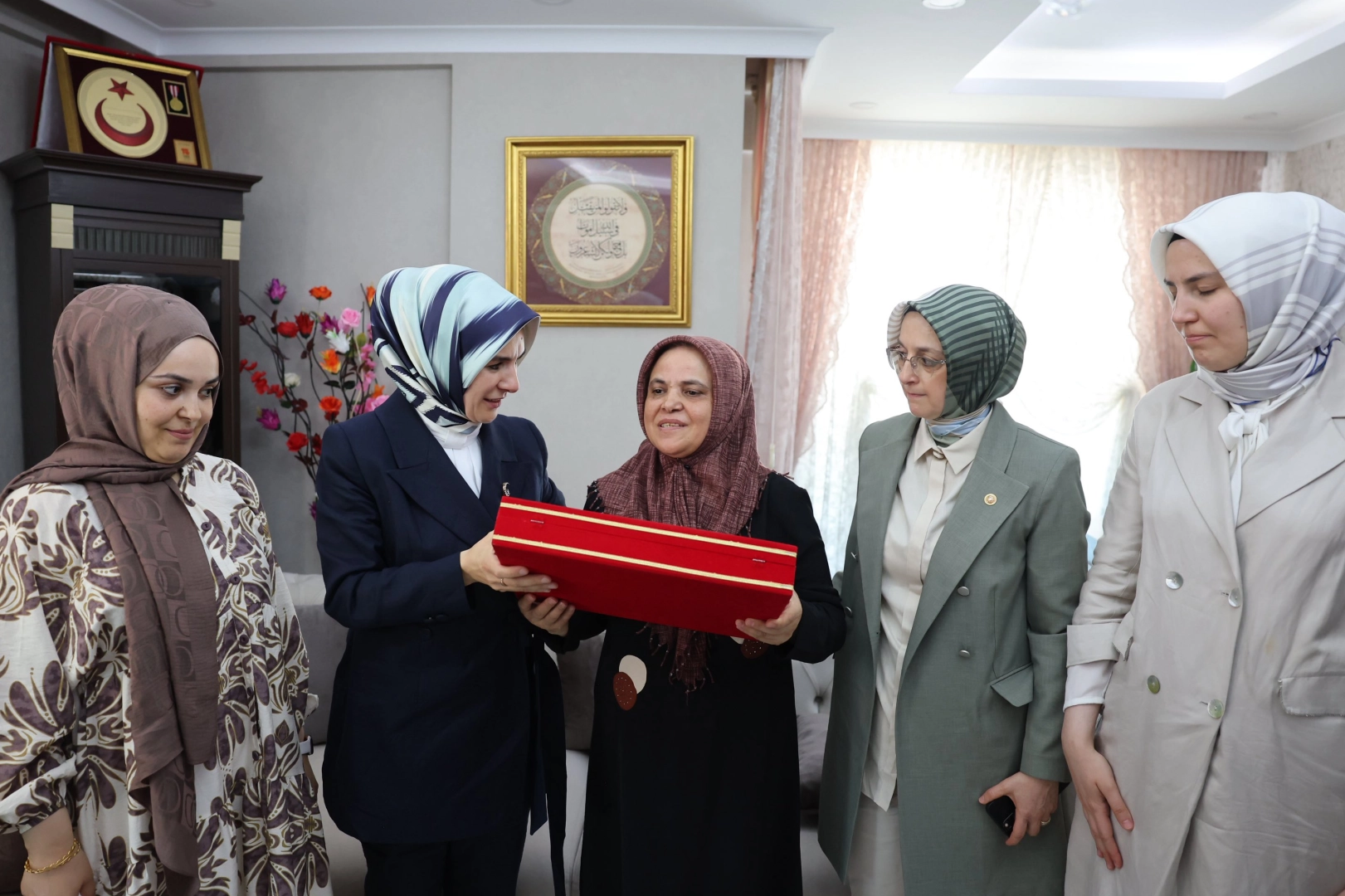  Şehit Ailesine Anlamlı Ziyaret 
