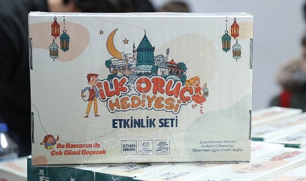 Başkan Altay: &ldquo;&Ccedil;ocuklar Ramazan'ı Heyecanla Karşılasın Diye İlk Oru&ccedil; Hediyelerinin Dağıtımına Başladık"