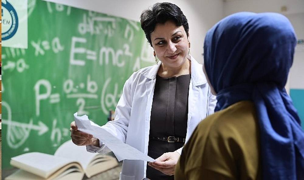 Başkan Kınay'dan &Ouml;ğrencilere M&uuml;jde: KARBEM'in Yeni Şubesi A&ccedil;ılıyor