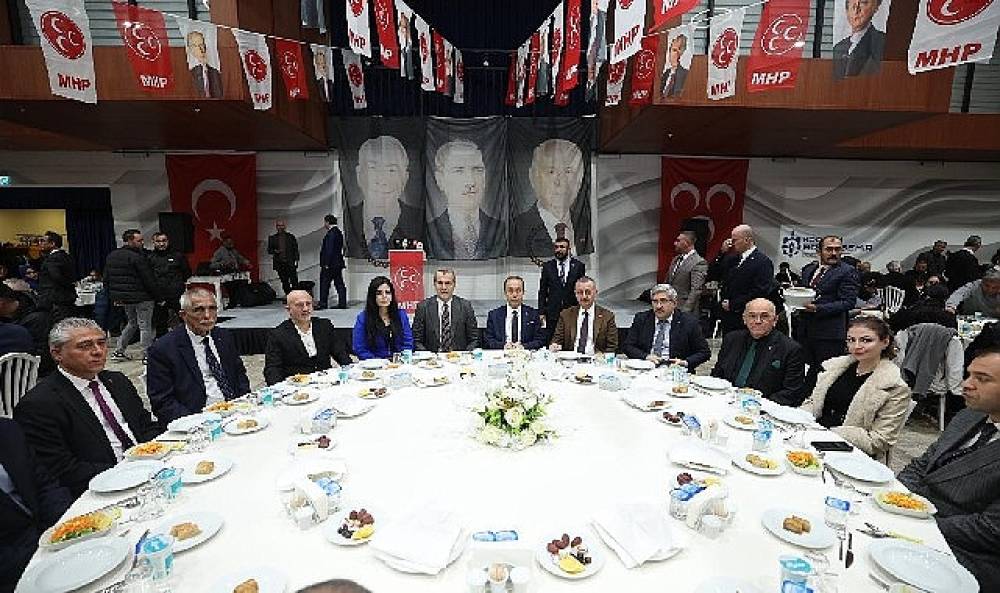 Başkan B&uuml;y&uuml;kakın, MHP İl iftarına katıldı