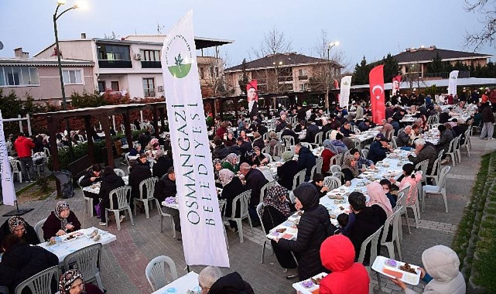 Osmangazi'de G&ouml;n&uuml;l Sofraları Yenibağlar'da Kuruldu