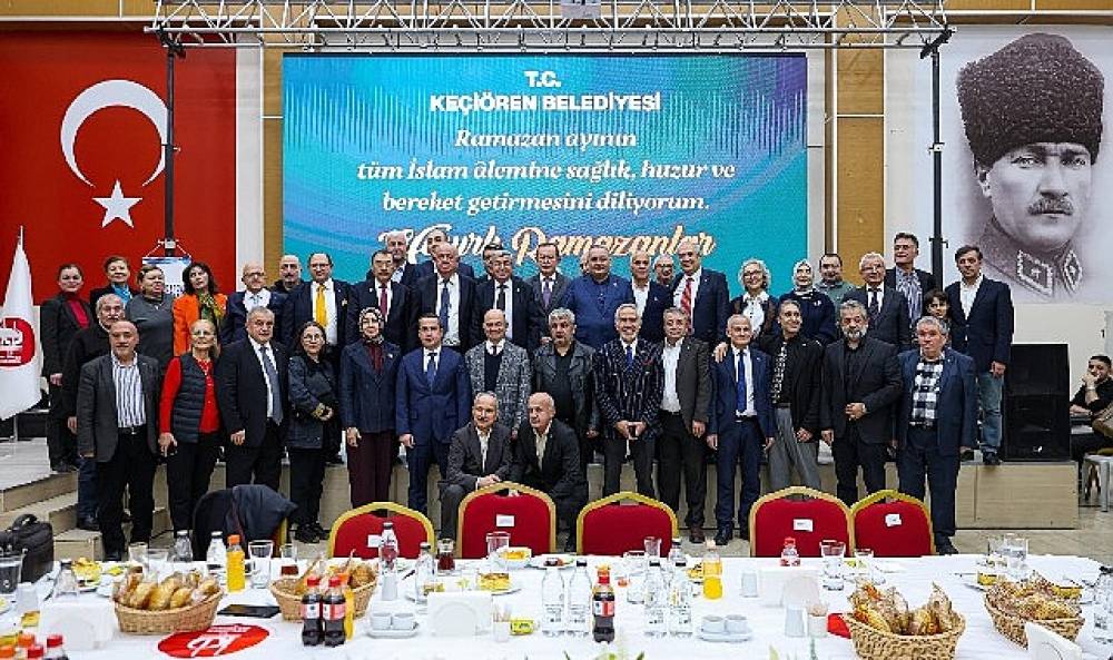 Başkan &Ouml;zarslan Batı Karadenizlilerle iftar sofrasında buluştu