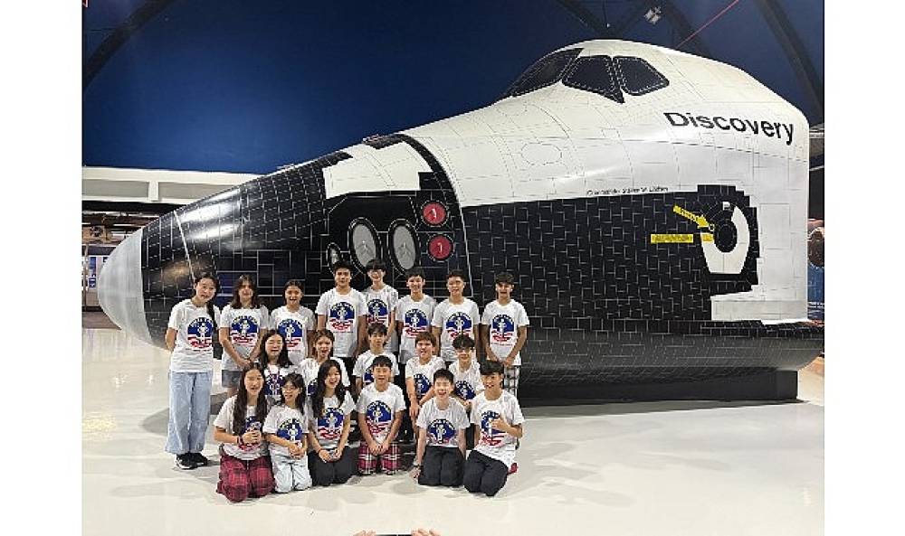 Uzay Kampı İ&ccedil;in Hanoi'den İzmir'e 8 Bin Kilometre Yol Kat Ettiler