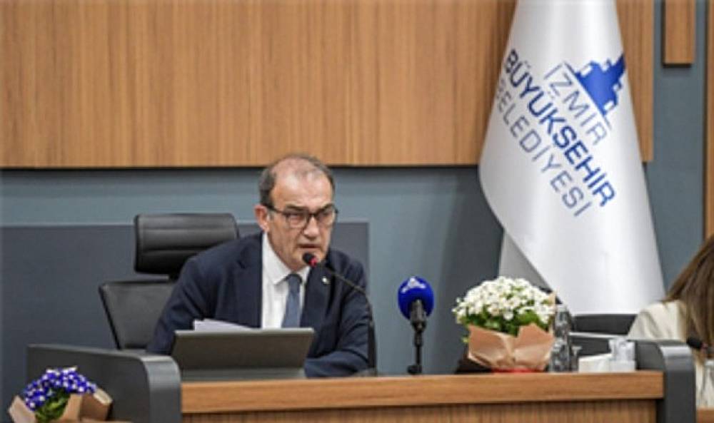 İzmir B&uuml;y&uuml;kşehir Meclisi'nde okul saldırılarına ortak tepki