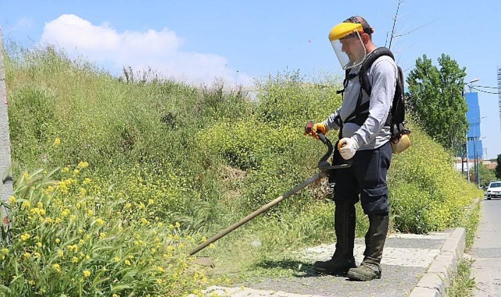 Maltepe'de &Ccedil;evre D&uuml;zenleme &Ccedil;alışmaları S&uuml;r&uuml;yor