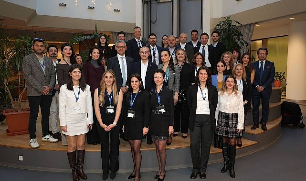 İş Bankası, Microsoft, Logosoft'tan girişimlerin   teknolojiye   erişimini kolaylaştıran iş birliği