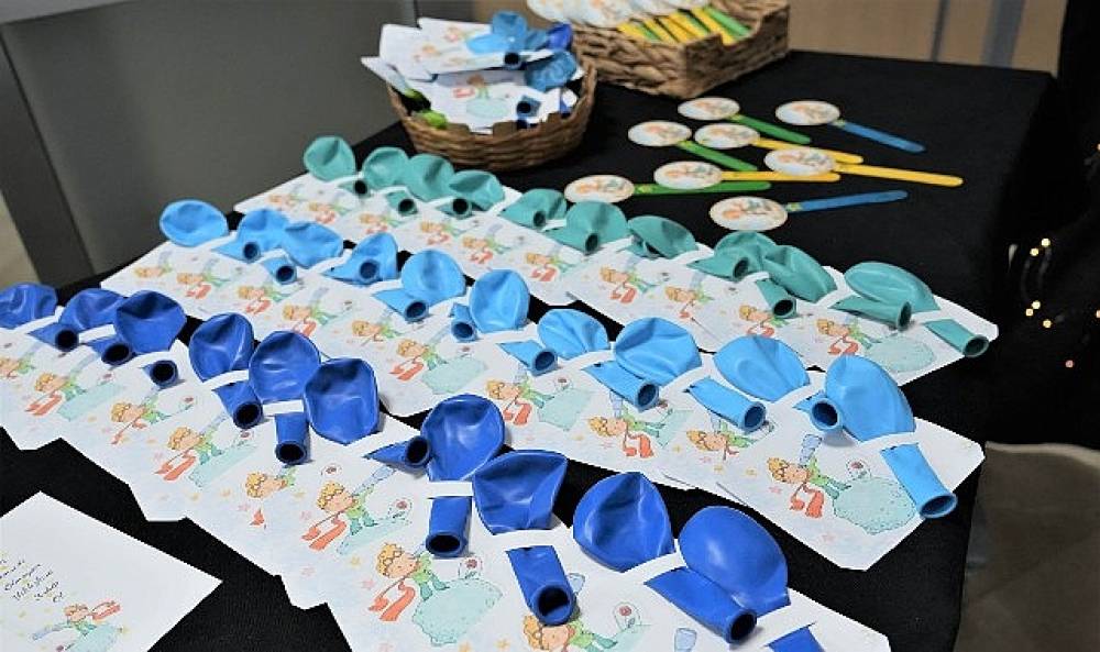 &Ccedil;EM'deki Minikler İlk Karne Sevincini Yaşadı