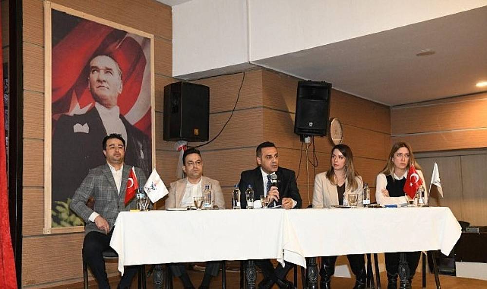 K&ouml;yi&ccedil;i ve Yakakent Revizyon İmar Planları Vatandaşlarla Paylaşıldı