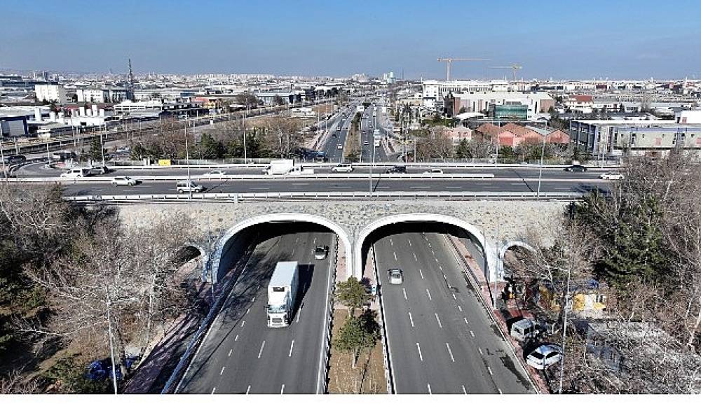 Başkan Altay: &ldquo;Marangozlar Kavşağı T&uuml;m Şeritleri ve Yonca Bağlantılarıyla Hizmet Vermeye Başladı"