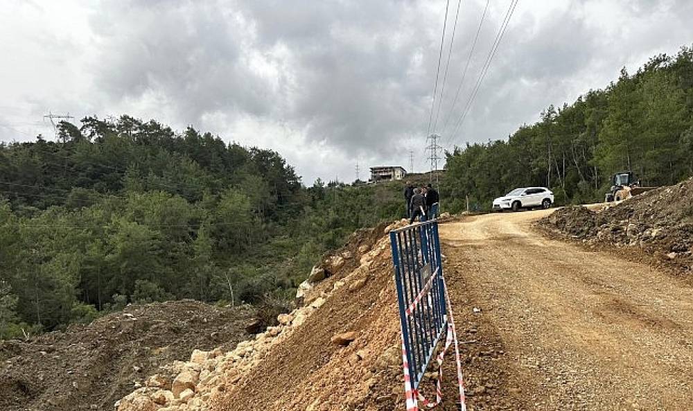 Başkan Topaloğlu &Ccedil;ıralı'da &ccedil;alışmaları yerinde inceledi  