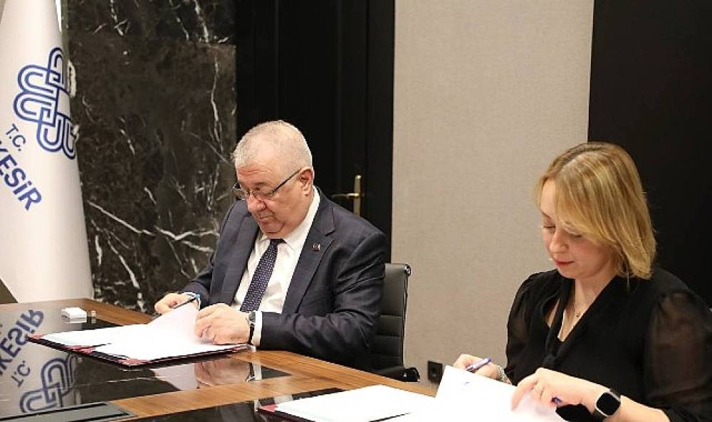 Sağlıkta g&uuml;&ccedil;l&uuml; adım: Edremit'e 6 yeni ASM ve 1 sosyal tesis