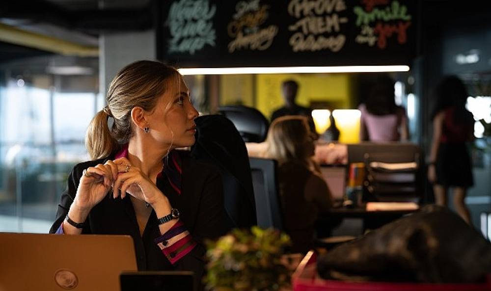 Netflix, Başrollerini Eda Ece ve Kaan Yıldırım'ın Paylaştığı 'Sonunda Sen' Filminin Fragmanını Yayınladı