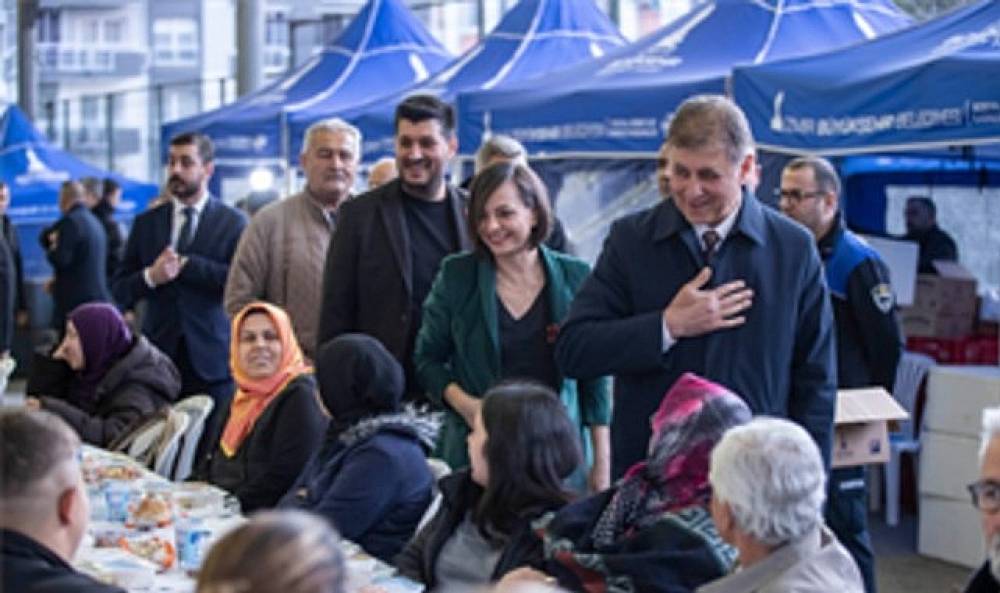 Başkan Tugay Kadir Gecesi'nde birlik ve beraberliğe vurgu yaptı