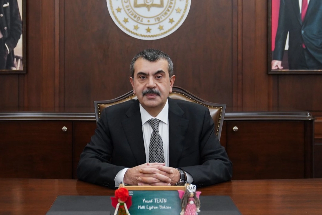 Eğitim Şehidimize Anlamlı Anma Mesajı